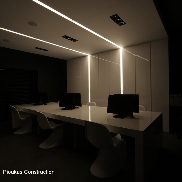 ΓΡΑΦΕΙΟ - ΓΛΥΦΑΔΑ